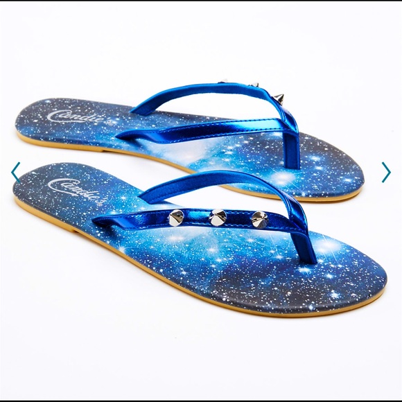 NEW CANDIE’S Galaxy Sandals Flip Flops Studded Stars Small 5/6 Women’s - Picture 2 of 16